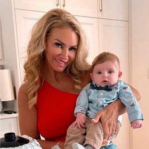 Meet your Posher, Carrie